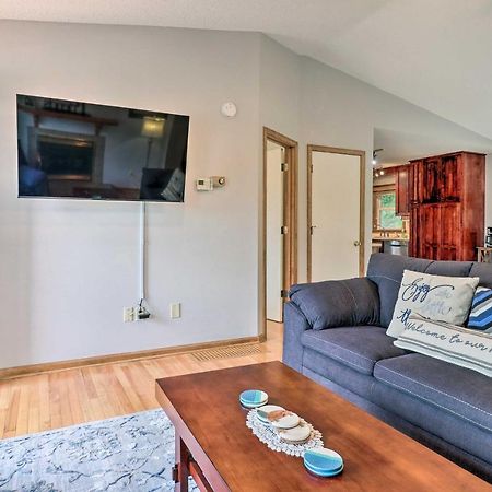 Charming Mills River Home With Porch And Yard! Zewnętrze zdjęcie
